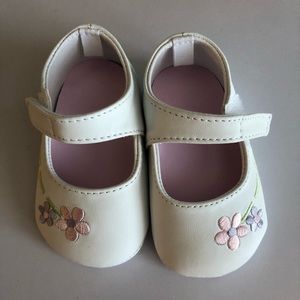 Baby girl shoes